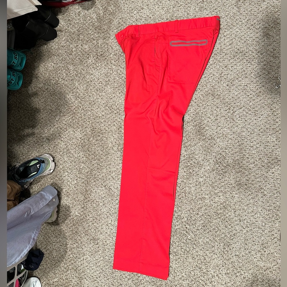 Nike Men’s Dri-Fit Golf pants